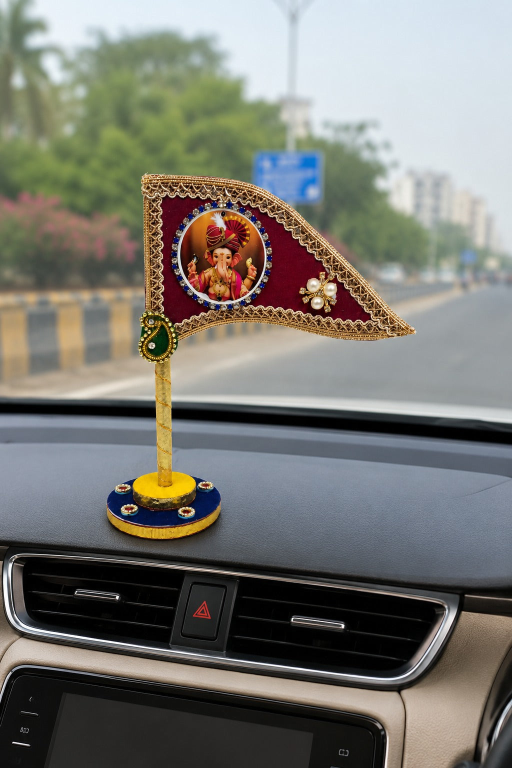 Ganesh Ji Maroon Dhwaja 2 Brooch | Ganpati Ganesh Flag for Home Temple, Office & Puja Decoration | Decorative Tabletop Ganesh Ji Flag with Free Ganesh Ji Brooch